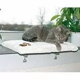 Лежак для кошек Трикси 4328 на подоконник 51*36 см